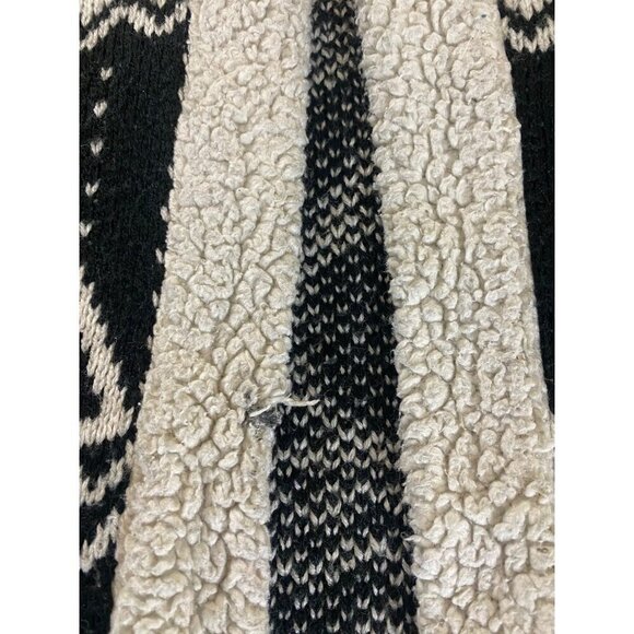 Harry Potter Horcux Fair Isle Sherpa Open Front Hooded Cardigan - Medium - Picture 4 of 14